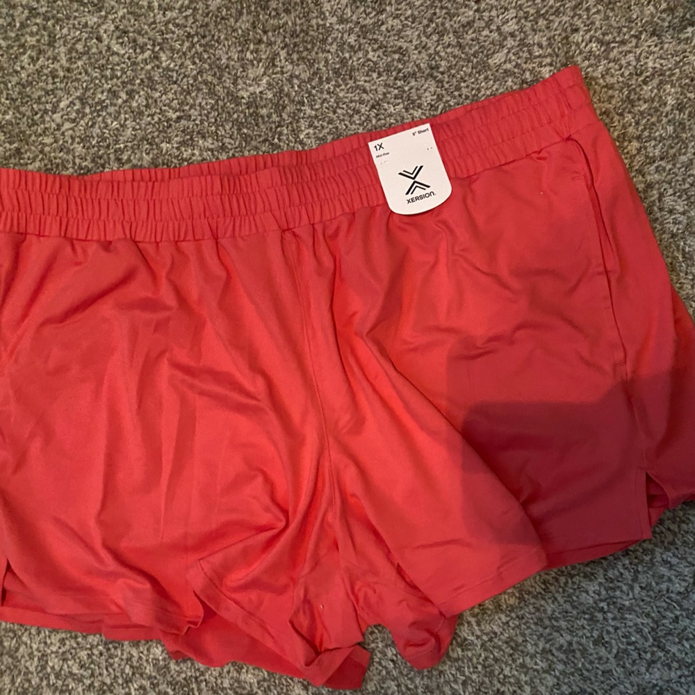 Xersion Women's Vibrant Island Coral Athletic Shorts
